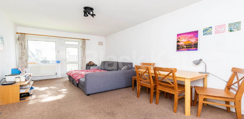 			2 Bedroom, 1 bath, 1 reception Flat			 Kirkstone, Harrington Street, Camden / Euston